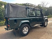 LAND ROVER DEFENDER 110