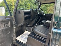 LAND ROVER DEFENDER 110