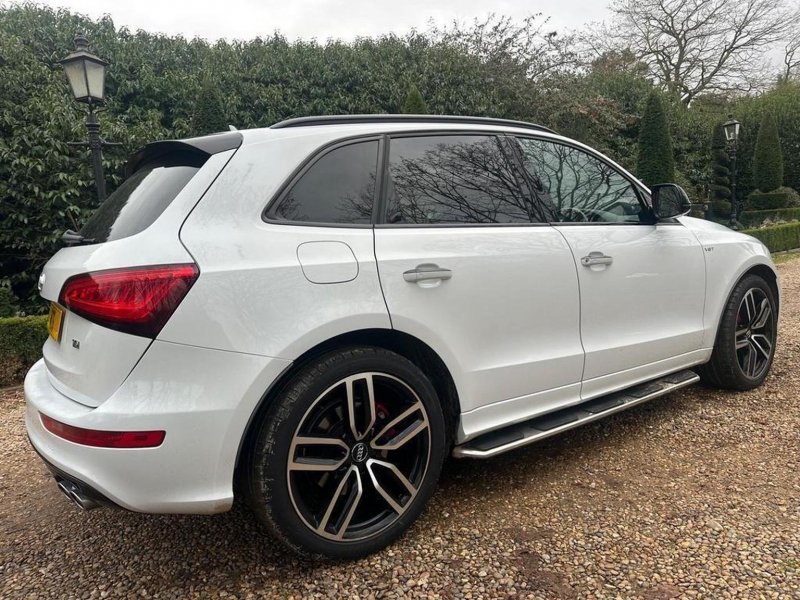 AUDI SQ5