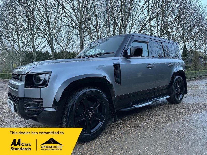 LAND ROVER DEFENDER 110