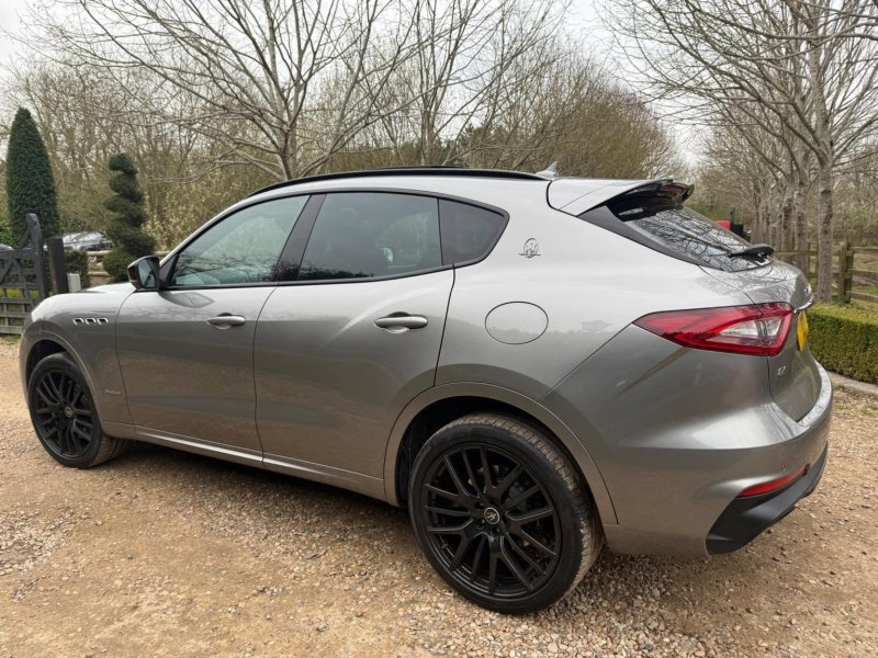 MASERATI LEVANTE