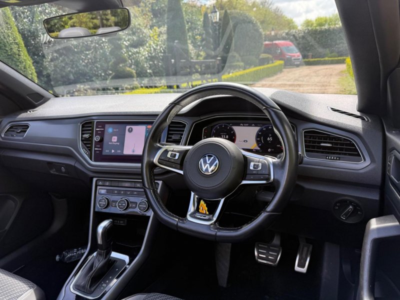 VOLKSWAGEN T-ROC